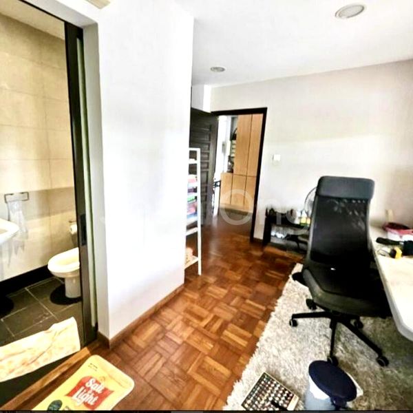 3 Bed Bungalow (Landed) for Sale in  Clementi Arcade - Image 8